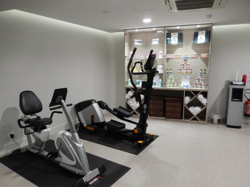 Отель Ibis Styles La Rochelle Centre Экстерьер фото