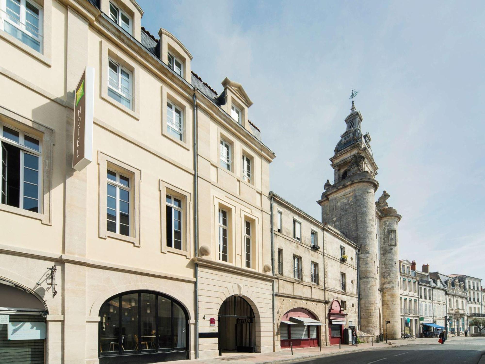 Отель Ibis Styles La Rochelle Centre Экстерьер фото